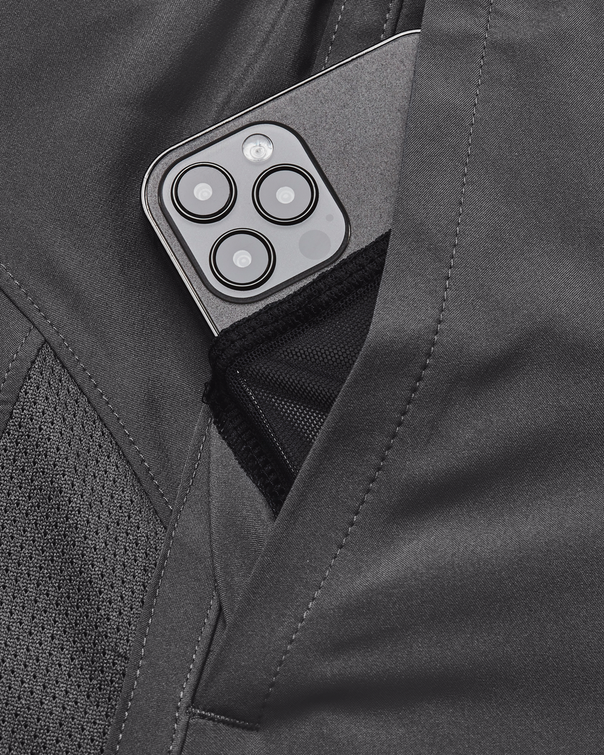 Men's UA Launch 7inch Shorts